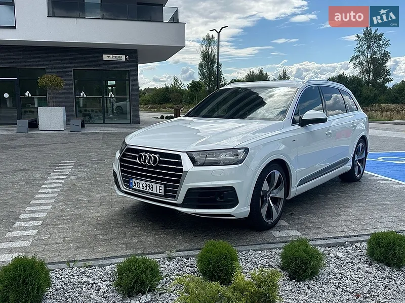Audi Q7 2016