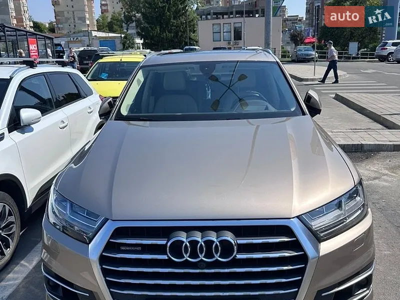 Audi Q7