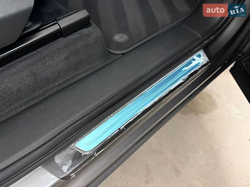 Внедорожник / Кроссовер Audi Q7 2017 в Умани