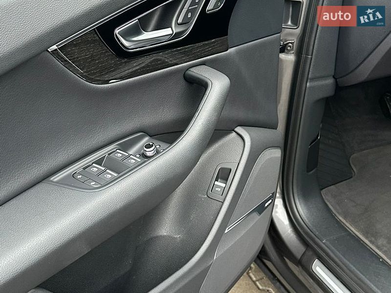Позашляховик / Кросовер Audi Q7 2018 в Тернополі фото 17 Позашляховик / Кросовер Audi Q7 2018 в Тернополі