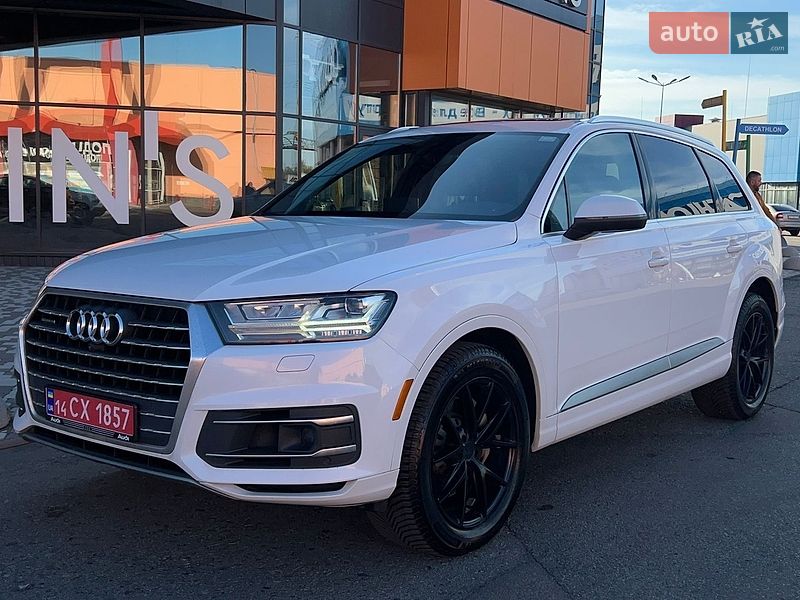 Внедорожник / Кроссовер Audi Q7 2017 в Киеве