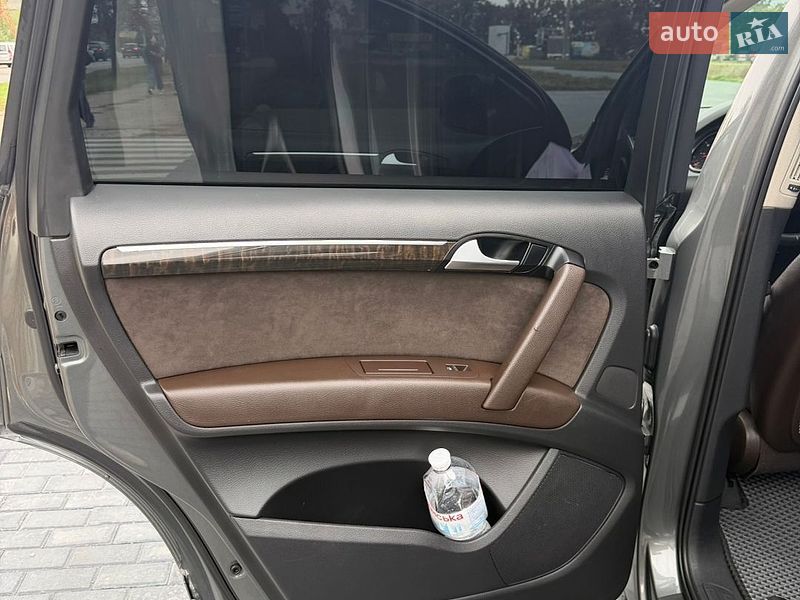 Позашляховик / Кросовер Audi Q7 2015 в Кропивницькому