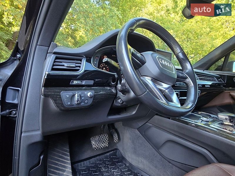 Внедорожник / Кроссовер Audi Q7 2018 в Полтаве