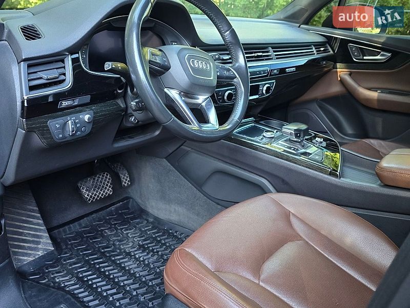 Внедорожник / Кроссовер Audi Q7 2018 в Полтаве