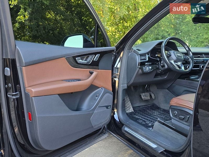 Внедорожник / Кроссовер Audi Q7 2018 в Полтаве