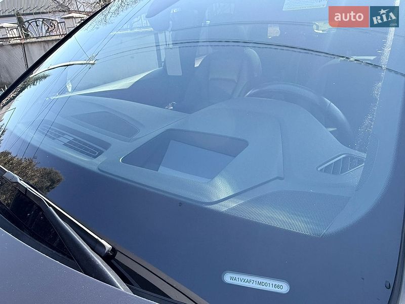 Позашляховик / Кросовер Audi Q7 2020 в Ужгороді