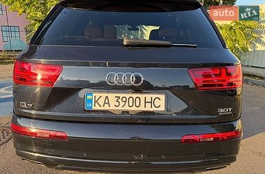 Позашляховик / Кросовер Audi Q7 2016 в Києві