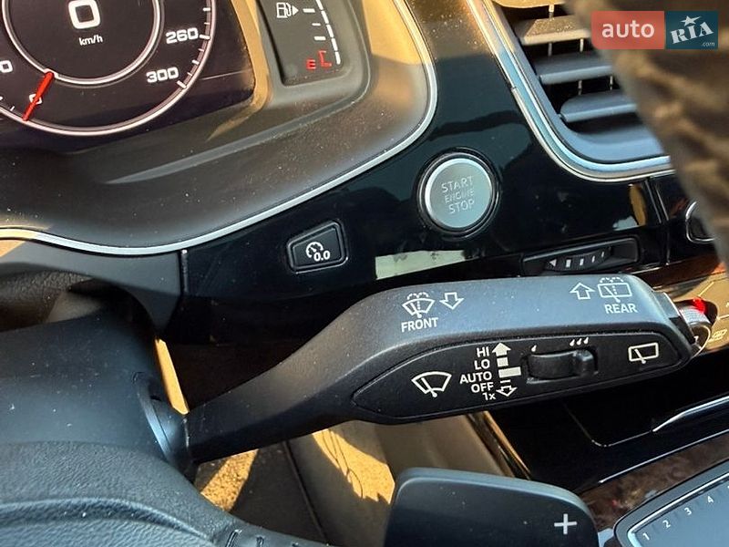 Позашляховик / Кросовер Audi Q7 2016 в Києві
