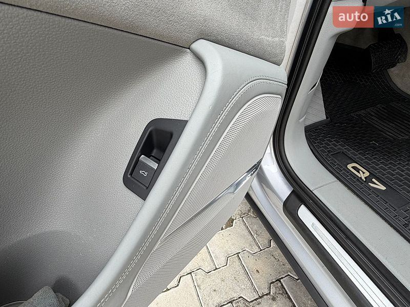 Внедорожник / Кроссовер Audi Q7 2016 в Черкассах фото 48 Внедорожник / Кроссовер Audi Q7 2016 в Черкассах