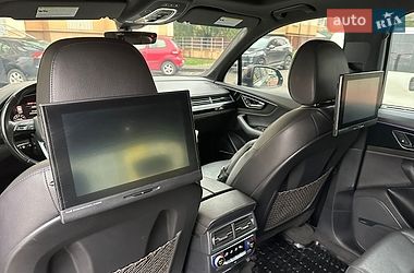 Внедорожник / Кроссовер Audi Q7 2017 в Черновцах