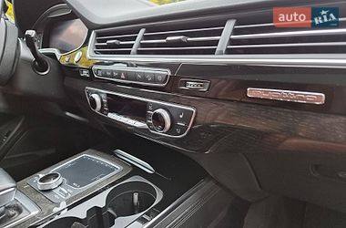 Внедорожник / Кроссовер Audi Q7 2018 в Киеве