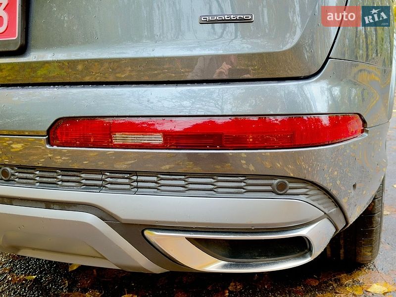 Внедорожник / Кроссовер Audi Q7 2021 в Тернополе