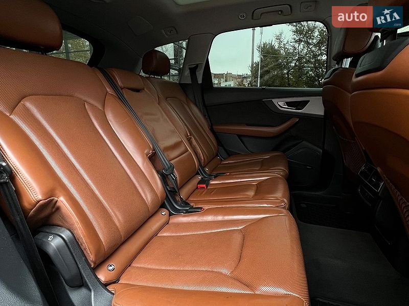 Внедорожник / Кроссовер Audi Q7 2016 в Ивано-Франковске