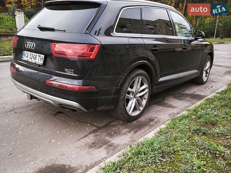 Внедорожник / Кроссовер Audi Q7 2018 в Киеве