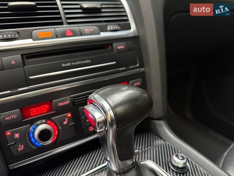 Внедорожник / Кроссовер Audi Q7 2011 в Тернополе