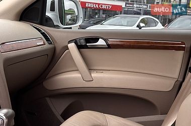 Позашляховик / Кросовер Audi Q7 2015 в Львові
