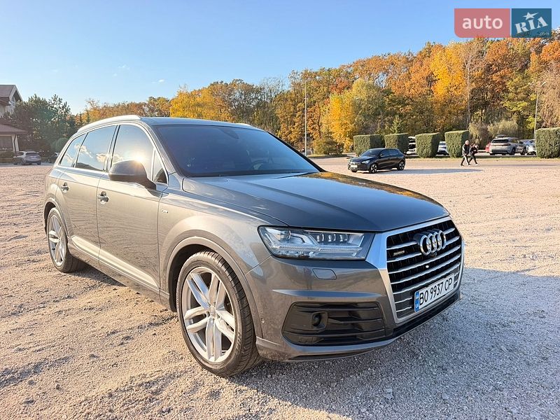 Audi Q7 2016