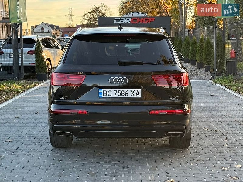 Внедорожник / Кроссовер Audi Q7 2016 в Стрые