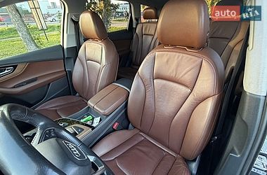 Внедорожник / Кроссовер Audi Q7 2016 в Стрые
