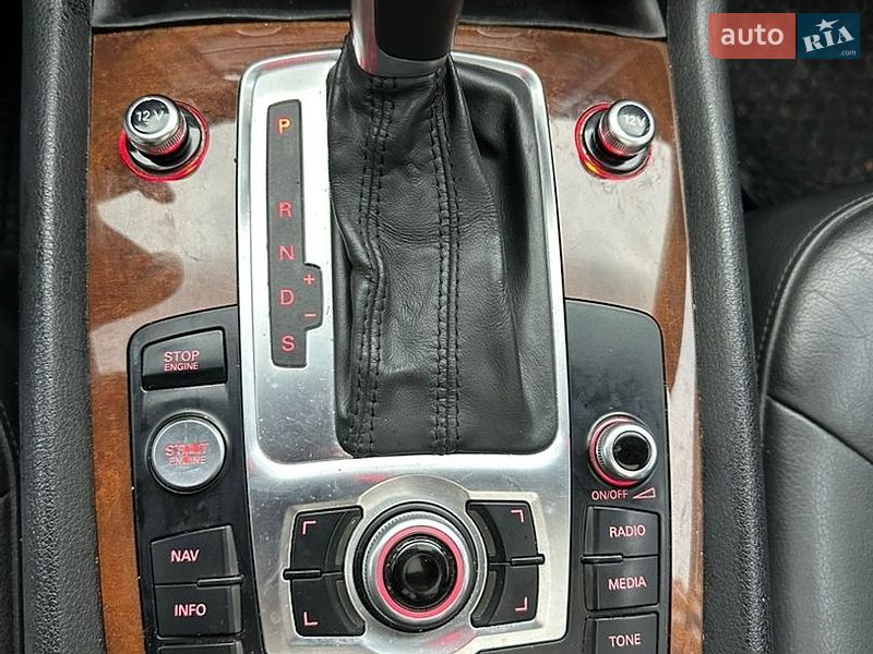 Внедорожник / Кроссовер Audi Q7 2014 в Виннице