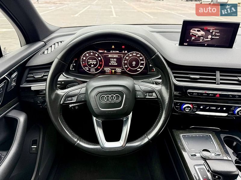Внедорожник / Кроссовер Audi Q7 2016 в Киеве
