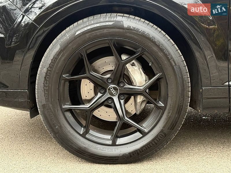 Позашляховик / Кросовер Audi Q7 2017 в Києві фото 11 Позашляховик / Кросовер Audi Q7 2017 в Києві