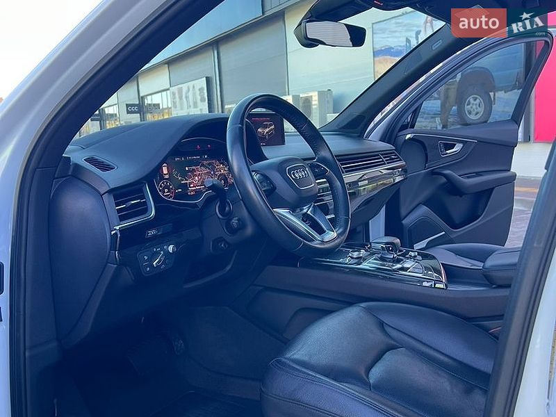 Позашляховик / Кросовер Audi Q7 2019 в Мукачевому