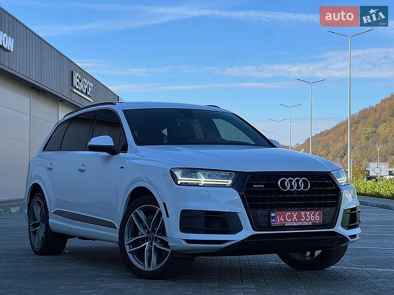 Позашляховик / Кросовер Audi Q7 2019 в Мукачевому