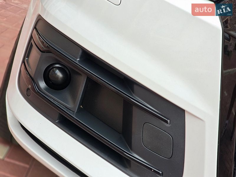 Внедорожник / Кроссовер Audi Q7 2018 в Черновцах