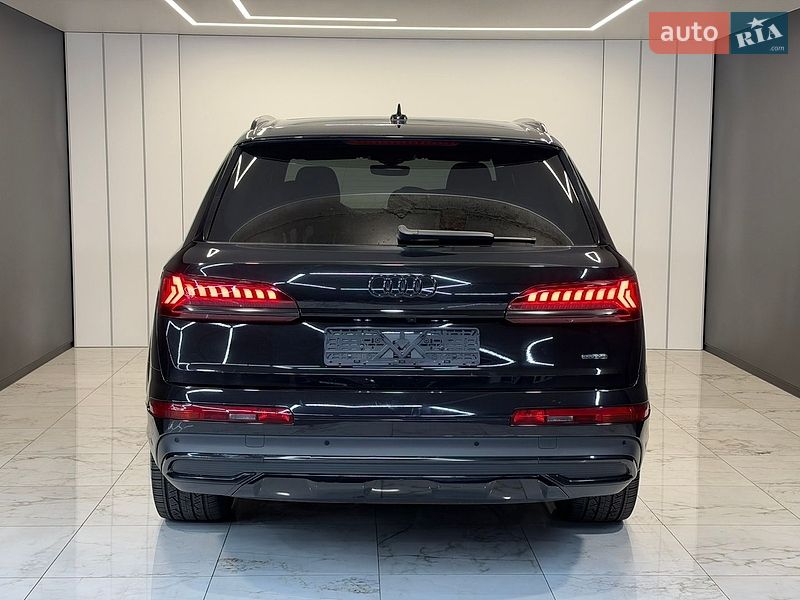Позашляховик / Кросовер Audi Q7 2021 в Одесі