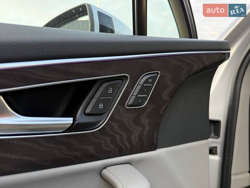 Позашляховик / Кросовер Audi Q7 2020 в Києві