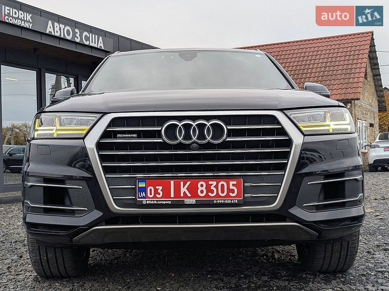 Позашляховик / Кросовер Audi Q7 2016 в Луцьку