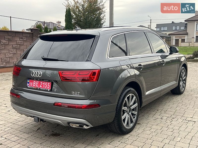 Позашляховик / Кросовер Audi Q7 2018 в Рівному