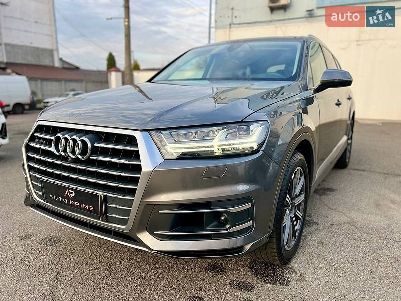 Позашляховик / Кросовер Audi Q7 2018 в Києві