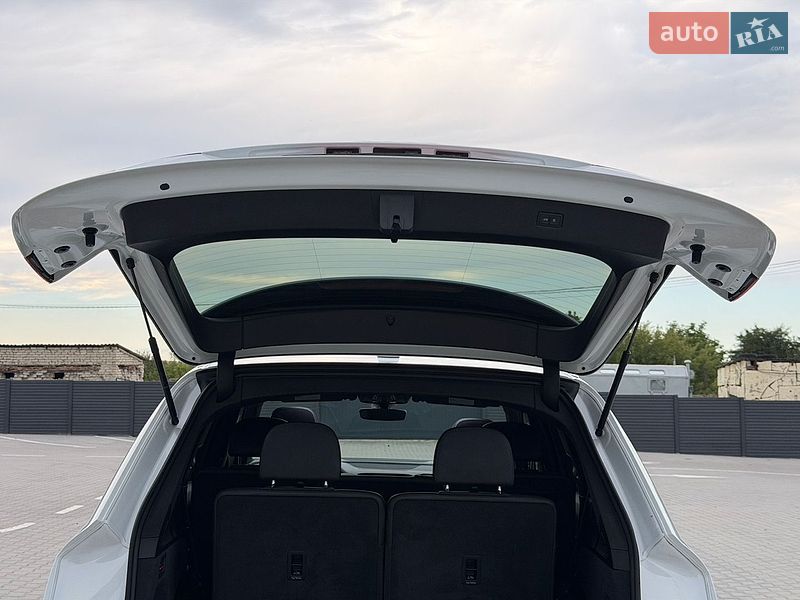 Позашляховик / Кросовер Audi Q7 2018 в Дубні фото 85 Позашляховик / Кросовер Audi Q7 2018 в Дубні