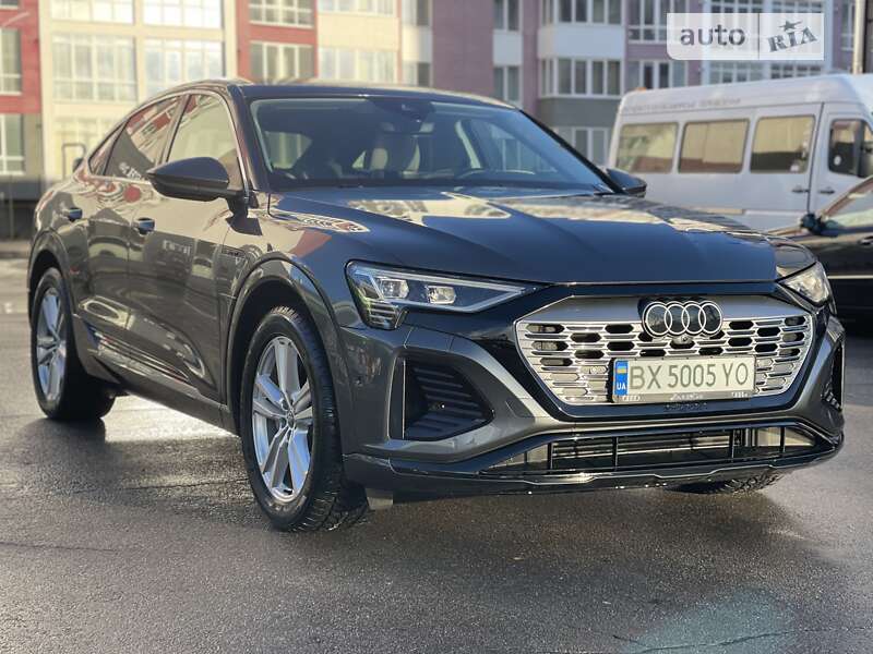 Audi Q8 e-tron 2023