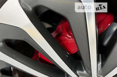 Позашляховик / Кросовер Audi Q8 e-tron 2023 в Вінниці