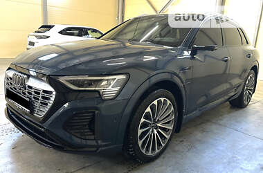 Внедорожник / Кроссовер Audi Q8 e-tron 2023 в Виннице