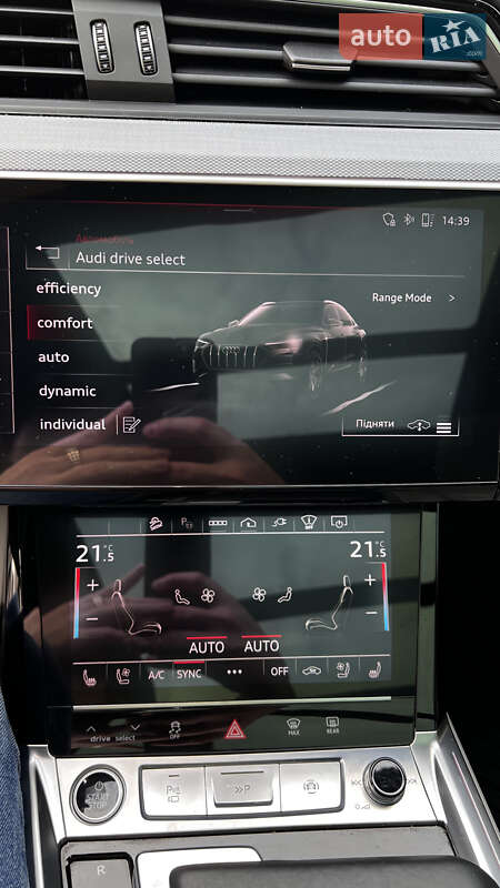 Внедорожник / Кроссовер Audi Q8 e-tron 2023 в Киеве