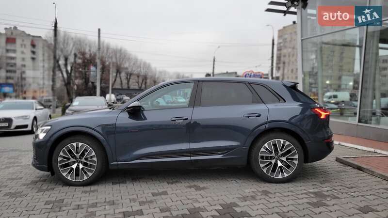 Позашляховик / Кросовер Audi Q8 e-tron 2023 в Хмельницькому