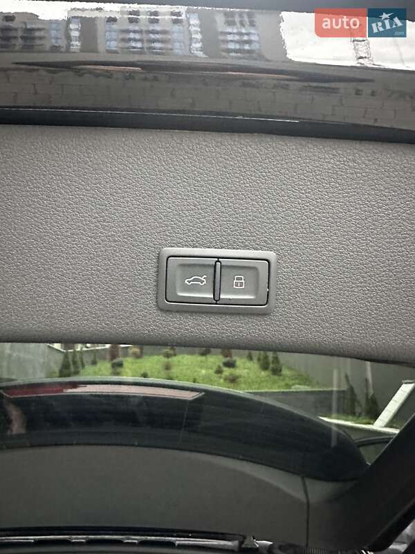 Внедорожник / Кроссовер Audi Q8 e-tron 2023 в Ивано-Франковске