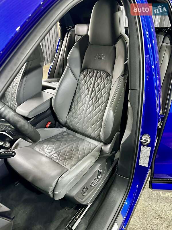 Позашляховик / Кросовер Audi Q8 e-tron 2023 в Хмельницькому