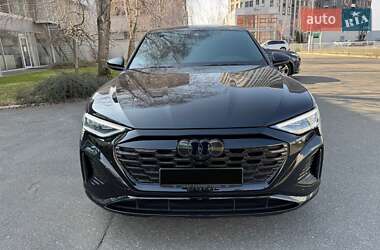 Внедорожник / Кроссовер Audi Q8 e-tron 2023 в 