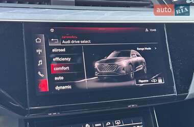 Внедорожник / Кроссовер Audi Q8 e-tron 2023 в 