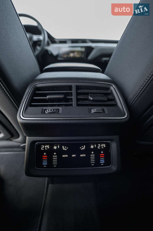 Внедорожник / Кроссовер Audi Q8 e-tron 2023 в Львове