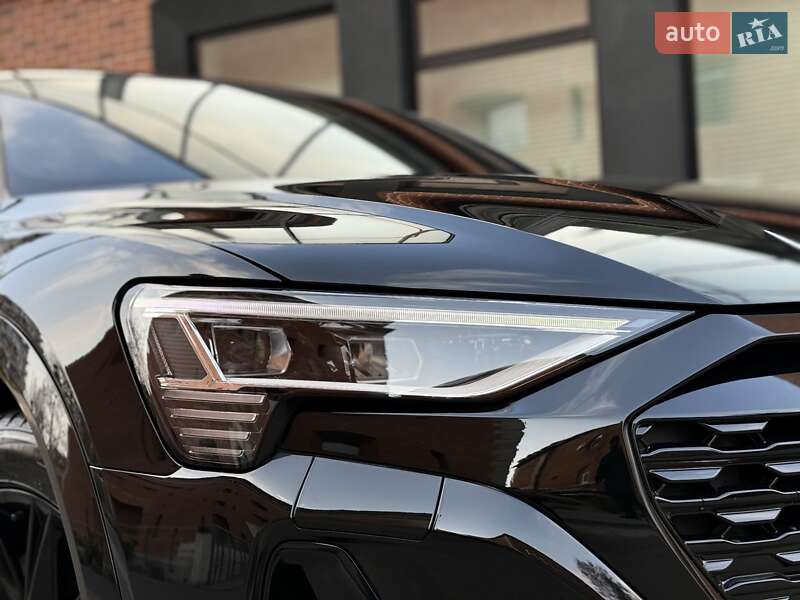 Внедорожник / Кроссовер Audi Q8 e-tron 2023 в Львове