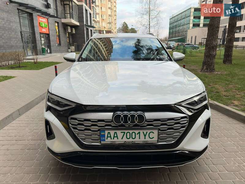Audi Q8 e-tron 2023