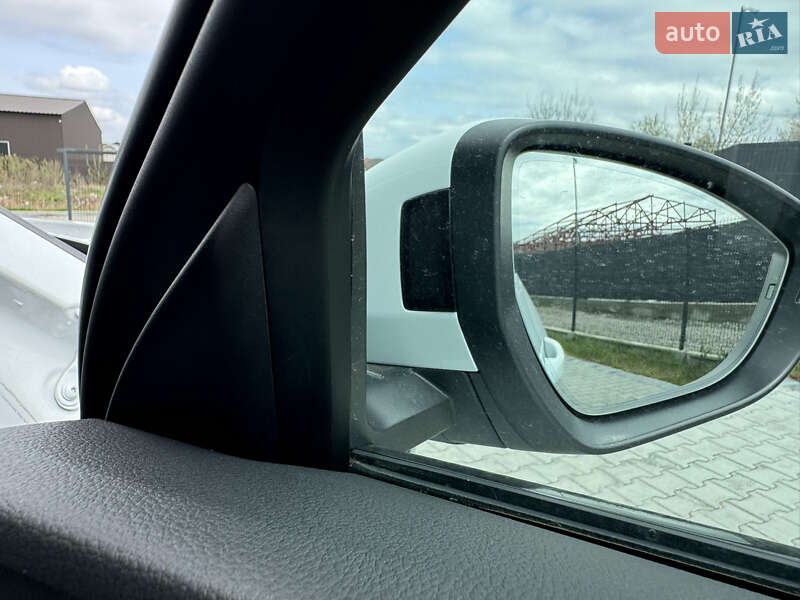 Позашляховик / Кросовер Audi Q8 e-tron 2023 в Івано-Франківську