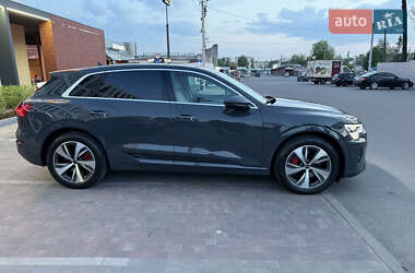 Внедорожник / Кроссовер Audi Q8 e-tron 2023 в 
