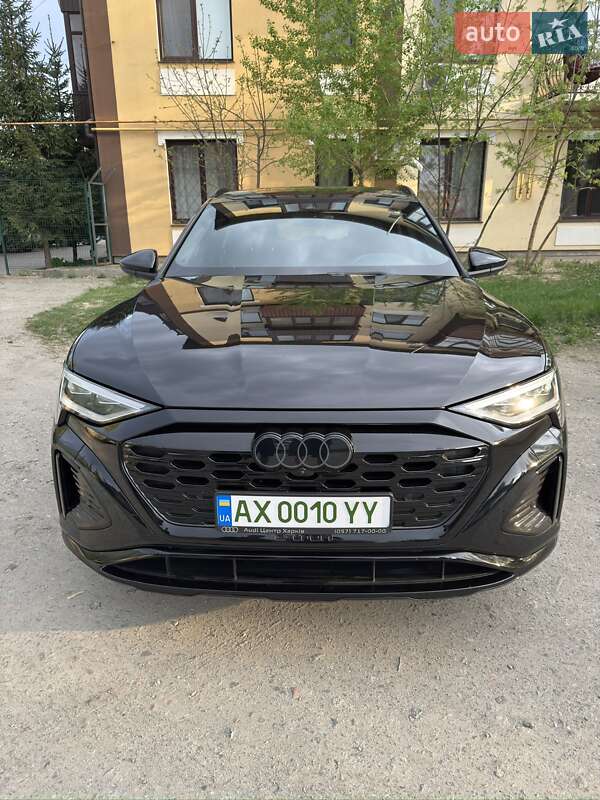 Внедорожник / Кроссовер Audi Q8 e-tron 2023 в Харькове
